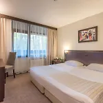 Otel Lion 4*