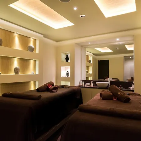 Lion מלון בורובץ